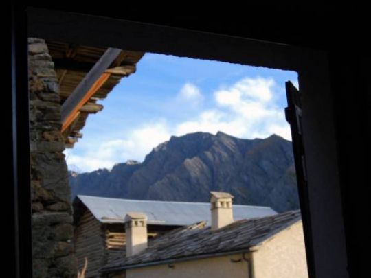 Ancolie Vue de la fenêtre